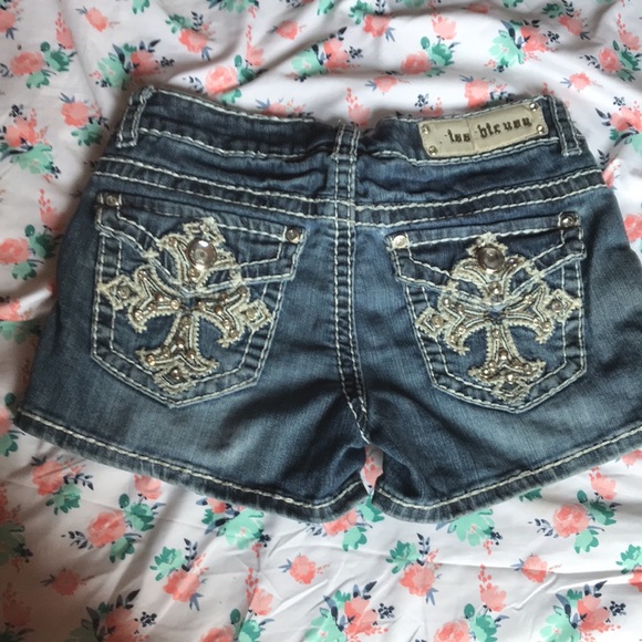 Miss chic blingy shorts size 3 - Picture 2 of 3